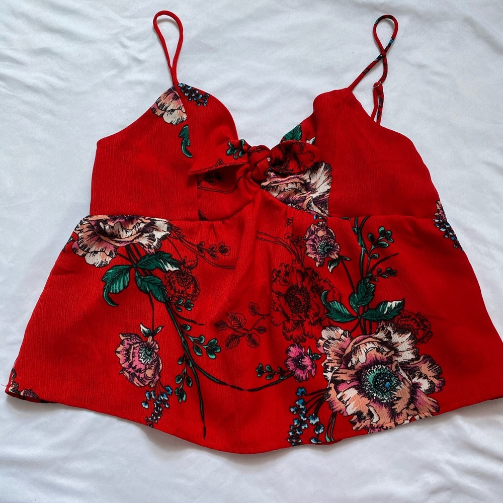 🛍 CROP BABYDOLL FLORAL TOP